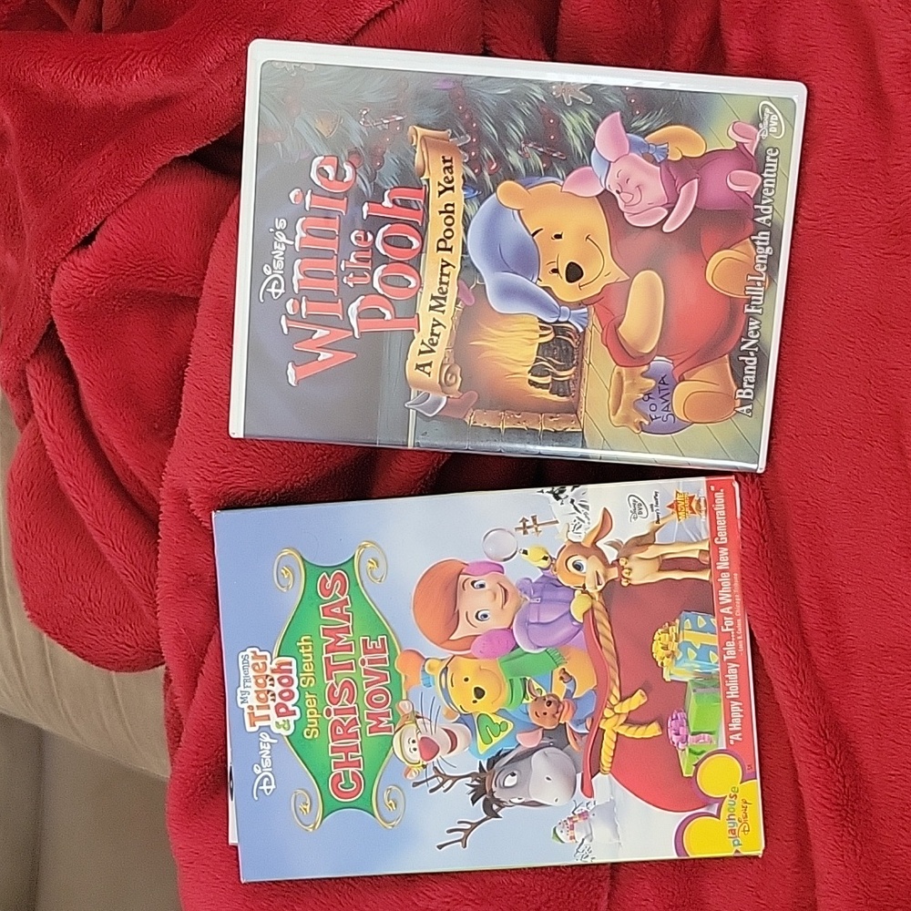 Disney's Winnie-the-Pooh A Very Merry Pooh Year & Super Sleuth Christmas Movie